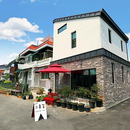 The Flower Road Guesthouse Suncheon Exterior foto